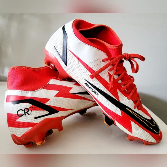 Nike Mercurial Superfly 8 Academy CR 7 Red/White Soccer  display picture 1